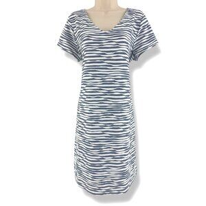 Chico's‎ Size 2 = Large/12 Blue White Textured Knit Shift Dress Short Sleeves
